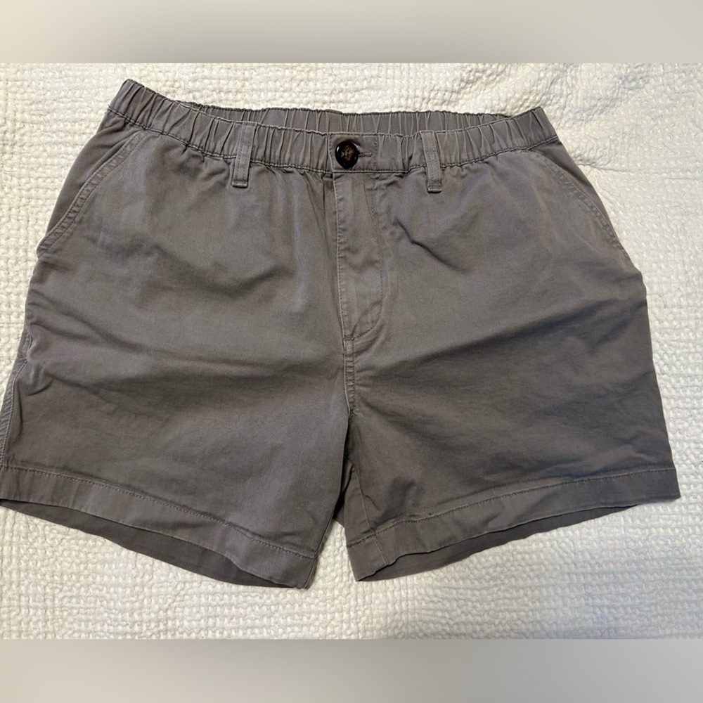 Chubbies shorts khakinators- flex, size large, gray. 5.5” inseam.